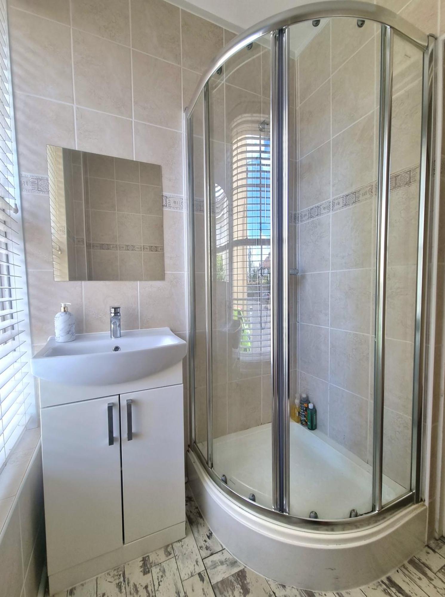Entire Apartment By City Centre & Harbourside ブリストル エクステリア 写真